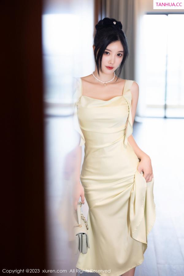 杨晨晨 sugar小甜心CC [XiuRen]高清写真图 2023.09.19 No.7410 杨晨晨Yome 美臀长裙第11张图片